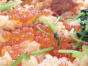 11月10日まで開催！秋鮭フェア♪☆はらこ飯☆