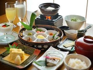 朝食イメージ地元の食材を使用した体に優しいメニューです