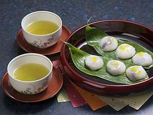 蔵王名物「いが餅」をお部屋にご用意♪