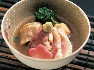 加賀の逸品料理の合鴨の治部煮