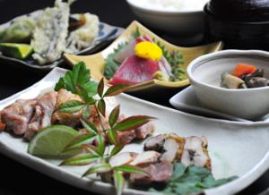 いわい鶏の鶏焼膳