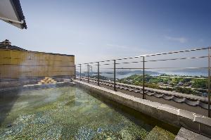 屋上露天風呂「天女」海抜110mからの絶景