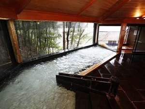 木々を眺めながら入れる大浴場「八角堂」5:30〜10:00 10:30〜13:30 15:00〜24:00 (サウナ15:00〜24:00)