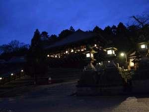 夜の東大寺二月堂