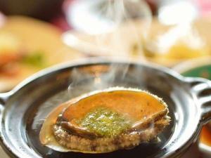 あわびの陶板焼き