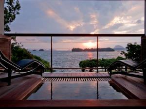 天使の梯子　部屋付き露天風呂