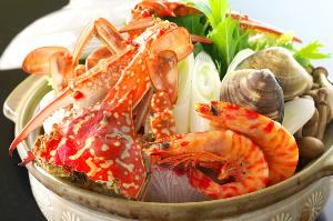 食べるのが勿体ない？！色鮮やかな「地物伊勢海老花かすみ仕立て」土佐のゆずぽん酢でどうぞ♪