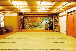 中宴会場