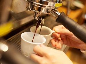 ■香り豊かな挽きたてコーヒーが自慢(ファゴット)
