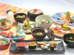 和食会席膳【7,350円】一例。一品、一品、心を込めて手作りしています。