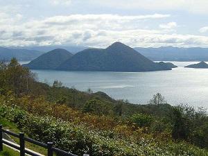 初秋の洞爺湖