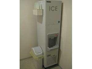 製氷機(８Ｆ・１０Ｆ）　※無料