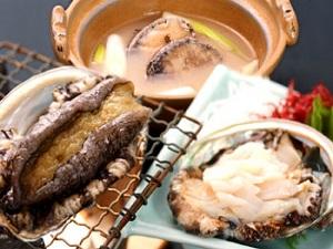 松前でとれた新鮮なあわびは、磯の香りを楽しめる踊り焼や、だしのたっぷり出たお味噌汁でお召し上がりいただけます