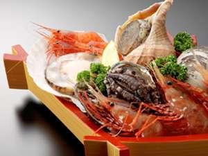 地元白老の食材をはじめ、北海道食材を厳選した創作料理（写真はイメージです）
