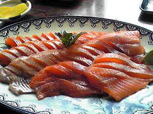 釣ったニジマスをその場で味わえます！ニジマス料理一例☆刺身☆