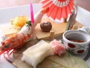 露天風呂付き客室フロア海～umiでは月替わりの特別な懐石料理を♪かわいらしい盛り付けもご好評です