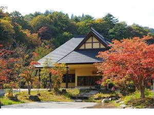 初秋(10月上旬)の風景。これからさらに紅葉が見頃になります。