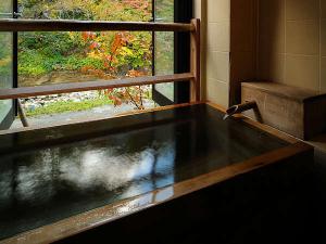 お風呂付客室「杏」外の景色を独り占め♪