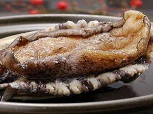 絶品！「鮑の踊り焼き」