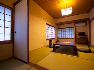 【末広】本館室内