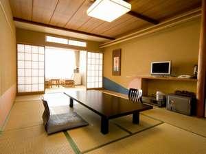 【和室街側12畳バストイレ付】グループでワイワイしたい方におすすめ。