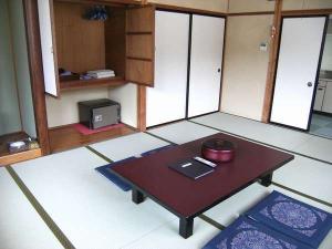 【客室】お部屋は全部屋、二階にございます。