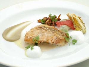 オテル・ド・ヨシノ料理イメージ