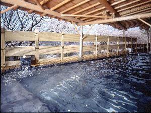 露天風呂「白山風露」