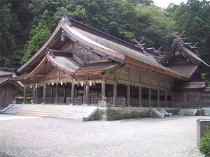 美保神社／出雲大社との“両参り”が幸運を呼ぶ、と言われています。