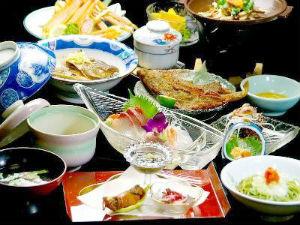 豪華に海の幸堪能♪グレードアップ会席（一例）