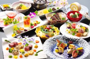 【カップルプラン限定】色鮮やかな「創作会席」※わら焼きタタキ有り
