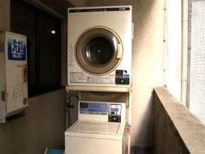 ６階コインランドリー