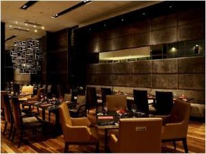 Cafe　Terrace　Bar（Night）