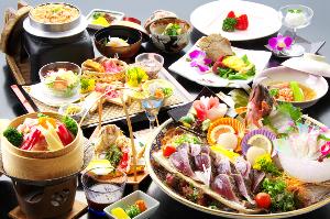 旬彩物語「春風コース」(春編)うちわ海老のネーズ焼きや金目鯛のフカヒレ餡かけを食す