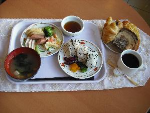 【朝食無料サービス】AM６時３０分から！