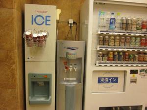 １階に製氷機・ウォーターサーバーを置いています【無料】