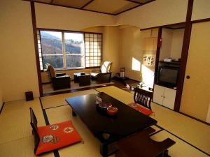 １０帖和室：榛名側に窓のあるお部屋　※イメージ写真　（お部屋番号の指定は出来ません）<BR>