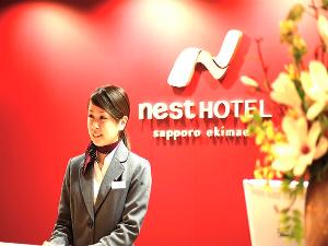 フロント★旅の疲れを癒します★観光案内、チェックイン前、チェックアウト後の荷物のお預かりもお気軽に♪