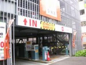 大きい車も安心♪提携駐車場あり！