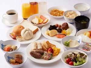朝食バイキング料理全体