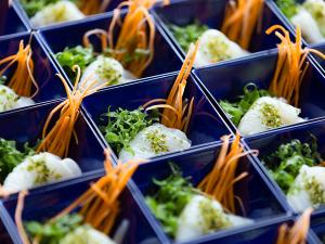 【朝食ブッフェ・イカ刺し】薬味に山わさびと生姜でさっぱり☆