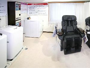 安心してご利用いただけると好評。女性専用ランドリー＆マッサージチェアルーム。