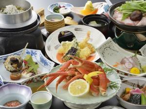 カニ半身付き郷土会席　イメージ☆