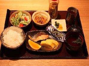 ■選べる和食・洋食　　６：３０～９：００
