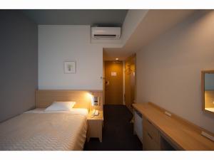 【禁煙/15.8平米】広々としたベッドを採用した、ゆとりのある客室です。ビジネスや一人旅にぴったりなお部屋です。
