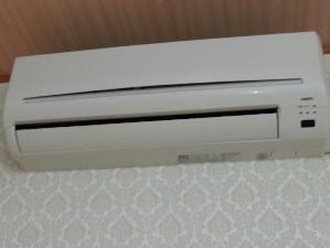 全室エアコン完備　全室冷房付　７部屋冷暖房付　無料でご利用頂けます。外出時にはエアコンの電源は切りましょう。