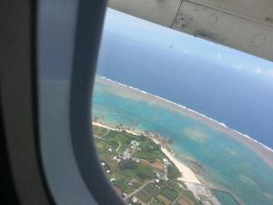 現実離れした真っ青な海　　ハワイでもなければグアムでもない　日本国　与論島（ヨロン島・鹿児島県）です