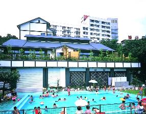 ガーデンプール（夏季のみ）