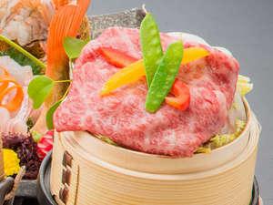 近江牛セイロ蒸し（季節のお野菜と）（イメージ）