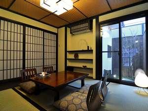 京町家の風情を味わうことの出来る、１日１組限定の贅沢な宿